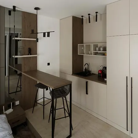 Prime Apartment *